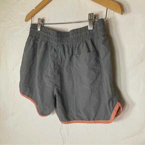 COLUMBIA gray athletic shorts with no liner - Picture 12 of 14